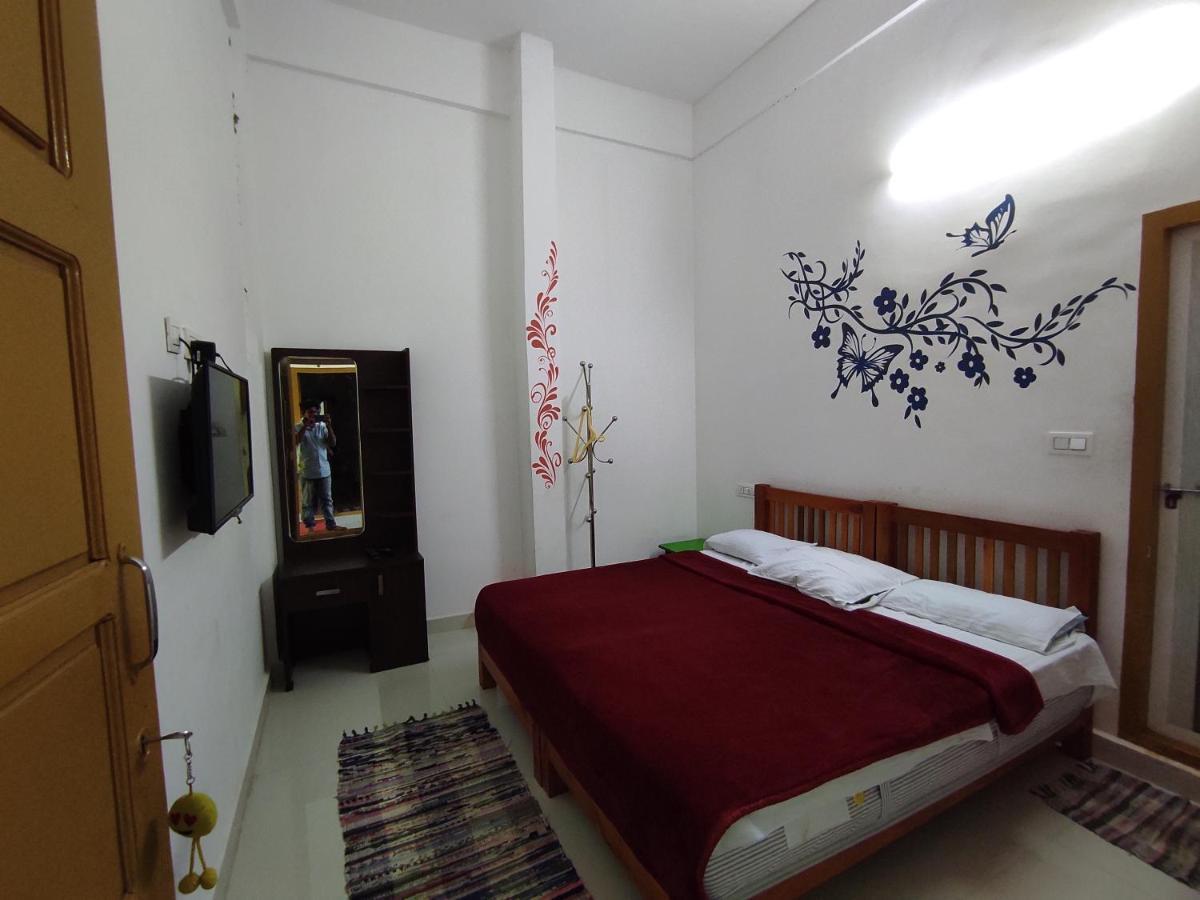 Greenpepperhomestay Munnar Anaviratty Exterior photo
