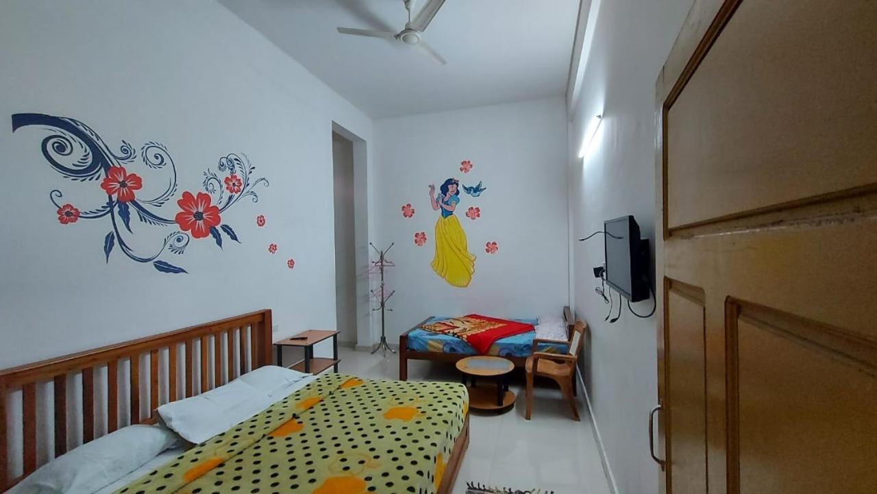 Greenpepperhomestay Munnar Anaviratty Exterior photo