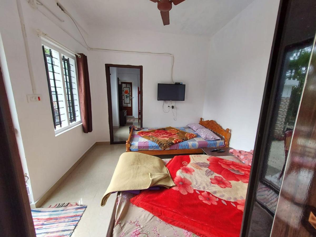 Greenpepperhomestay Munnar Anaviratty Exterior photo