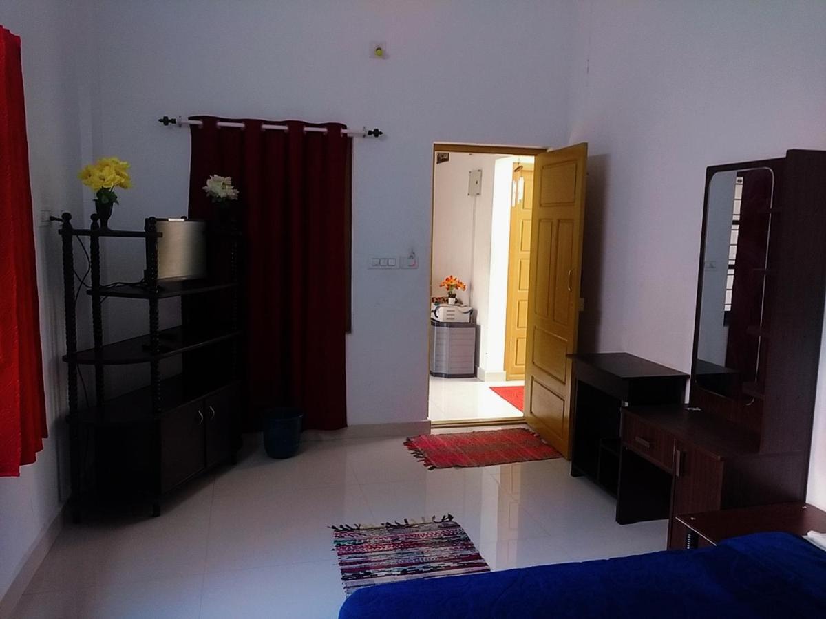 Greenpepperhomestay Munnar Anaviratty Exterior photo